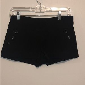 (L) Black Fancy Shorts